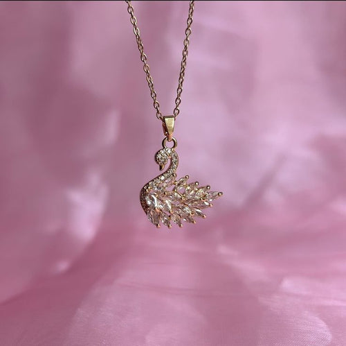 سنسلة البجعة  – Swan Necklace